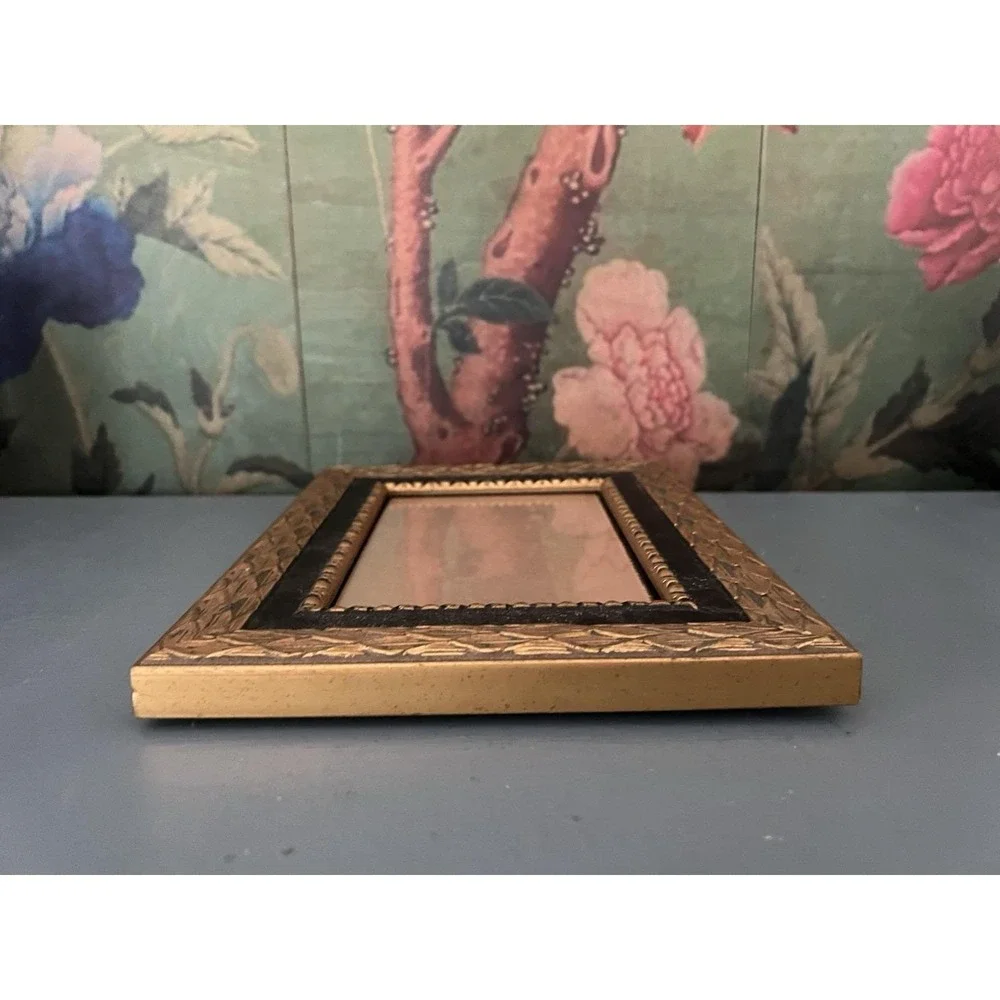 Vintage Burnes Gold Black Picture Frame Hollywood Regency Art Deco 10x8 Frame
